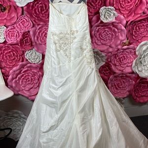 David’s Bridal Wedding Dress